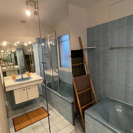 D'hote Chez Roberto Et Herve Bed & Breakfast Puilboreau